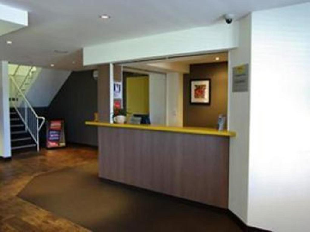 Ibis Budget Perth Airport Экстерьер фото