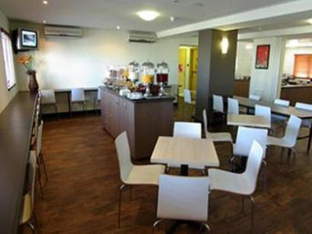 Ibis Budget Perth Airport Экстерьер фото