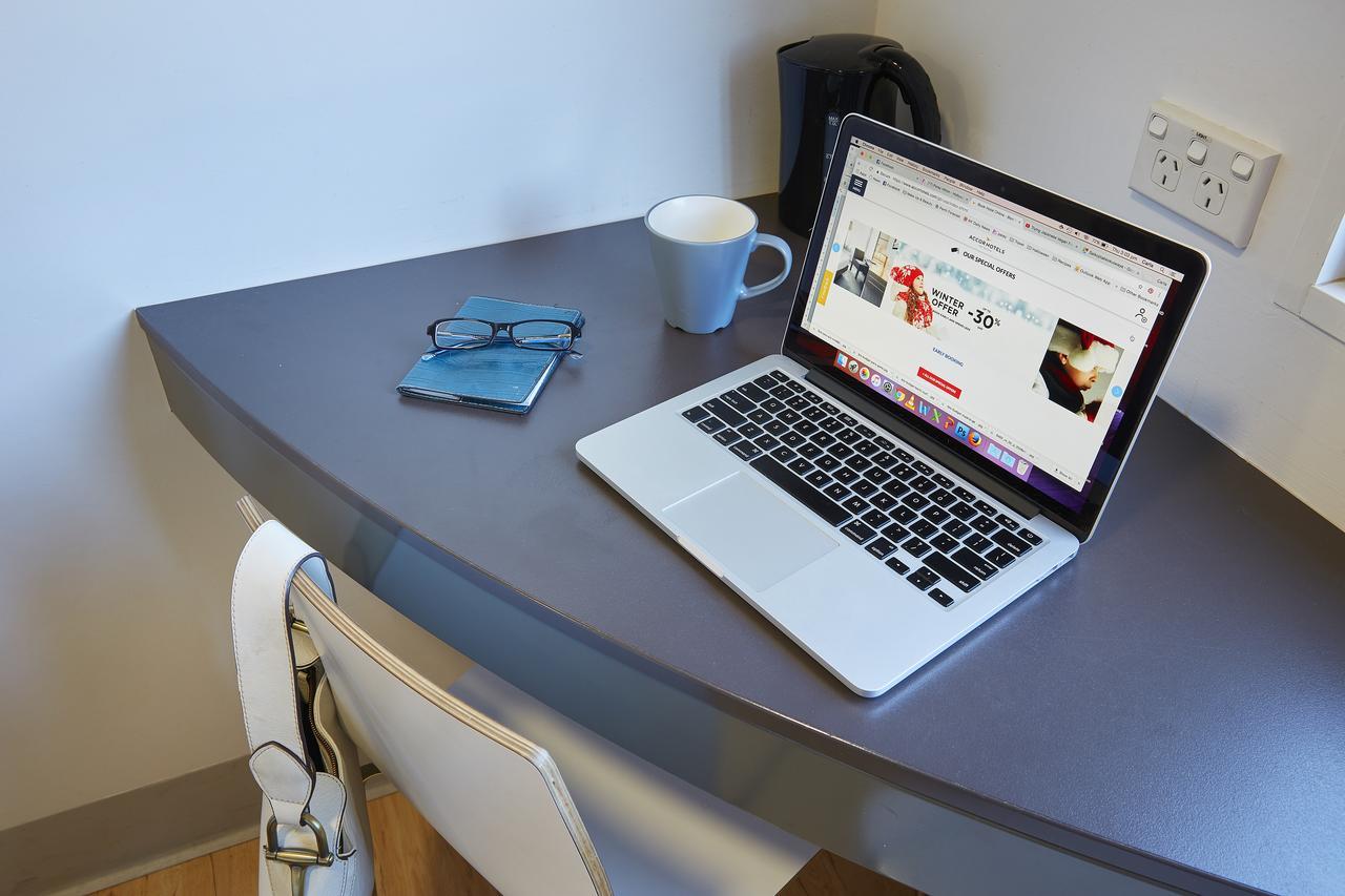 Ibis Budget Perth Airport Экстерьер фото